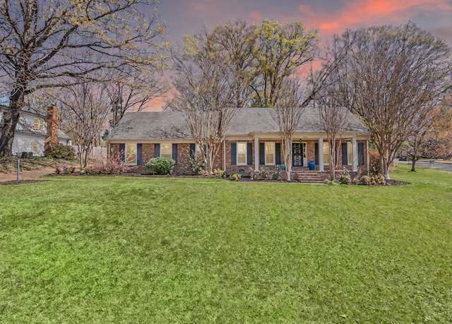 Property at 2060 Abergeldie Dr, Memphis, TN 38119, 4 beds, 2 baths