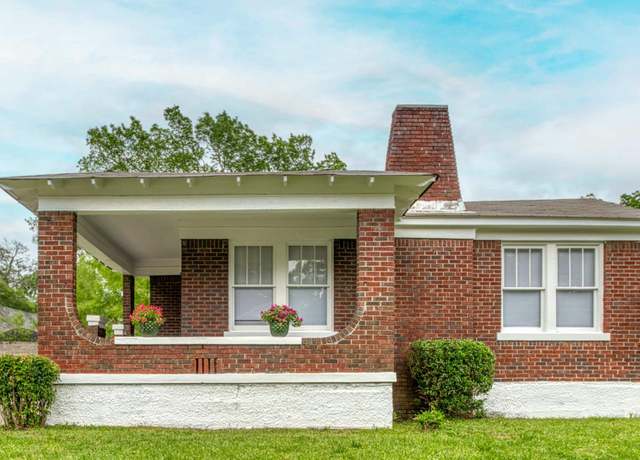 Property at 820 N Mcneil St, Memphis, TN 38107, 3 beds, 2 baths