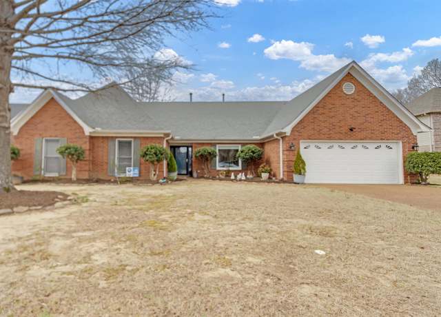Property at 9680 Leeward Slopes Dr, Lakeland, TN 38002, 5 beds, 3 baths
