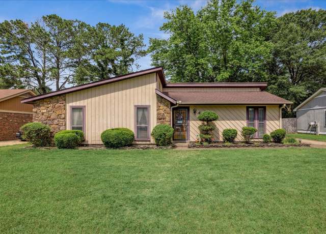 Property at 4377 Springwind Rd, Memphis, TN 38141, 3 beds, 2 baths