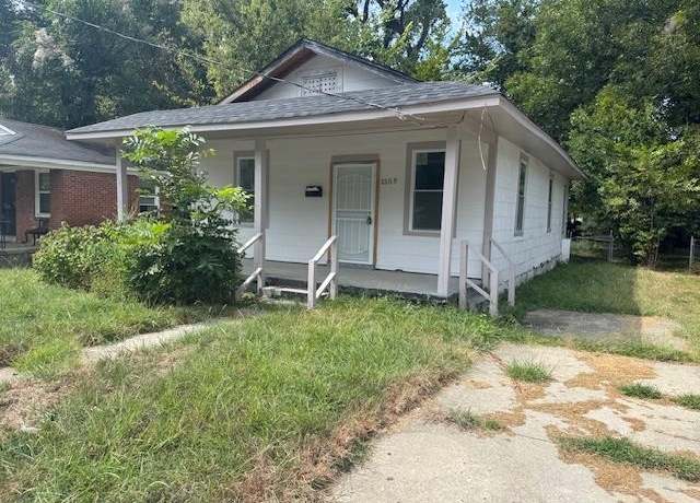 Property at 1559 Harrison St, Memphis, TN 38108, 3 beds, 1 bath
