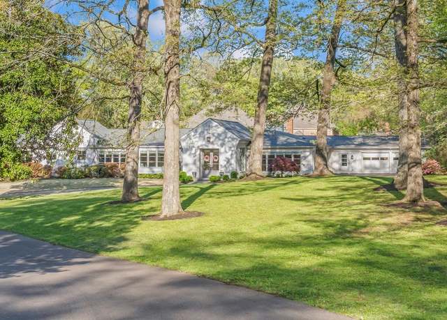 Property at 6555 Oak Estates Dr, Memphis, TN 38119, 5 beds, 6.5 baths