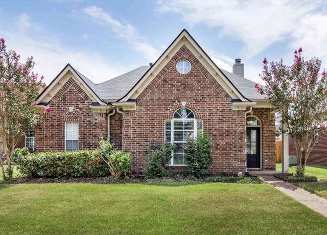 Property at 9209 Acadia Dr, Cordova, TN 38018, 3 beds, 2 baths