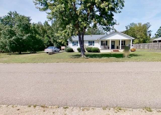 Property at 30 Rodeo Way, Savannah, TN 38372, 3 beds, 2 baths