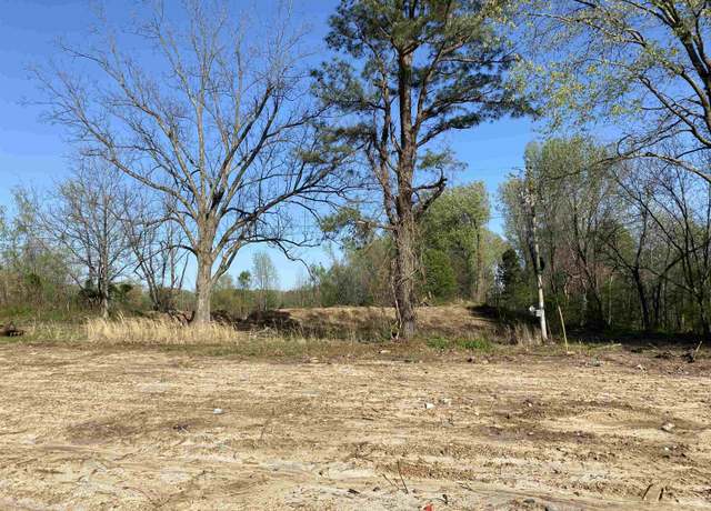 Property at 208 Nolan Dr, Covington, TN 38019
