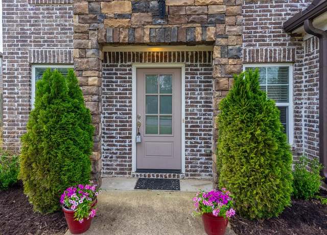 Property at 590 Cherokee Cv, Oakland, TN 38060, 4 beds, 2.5 baths