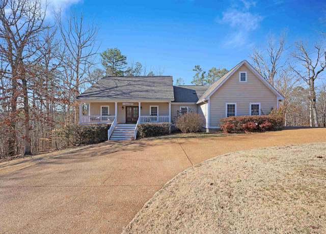 Property at 180 Strobbe Ln, Counce, TN 38326, 4 beds, 3.5 baths