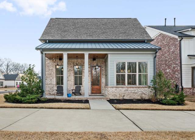 Property at 400 Valley Forge Ln, Rossville, TN 38066, 3 beds, 3 baths