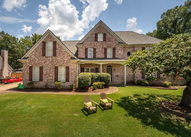 Property at 437 Duscoe St, Collierville, TN 38017, 4 beds, 3.5 baths