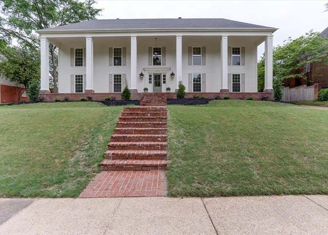 Property at 2796 Hunters Forest Dr, Germantown, TN 38138, 5 beds, 3.5 baths