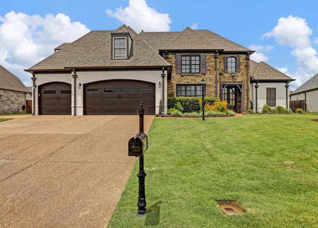 Property at 305 Misty Fields Cv, Oakland, TN 38060, 4 beds, 3 baths