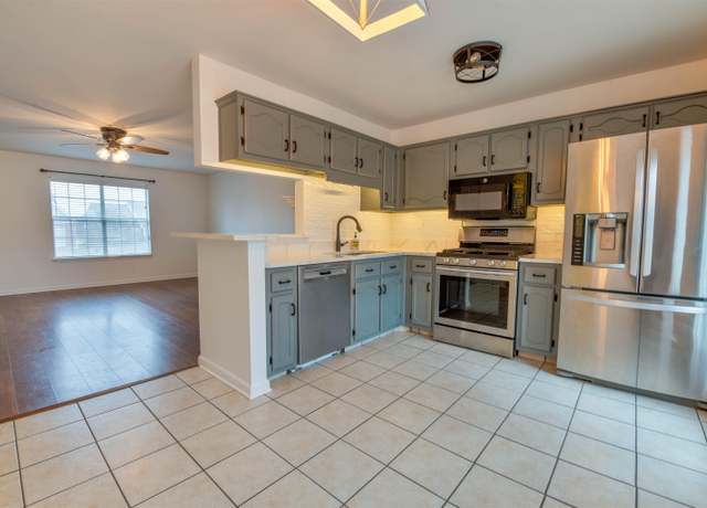 Property at 9535 Daly Dr, Lakeland, TN 38002, 3 beds, 2.5 baths