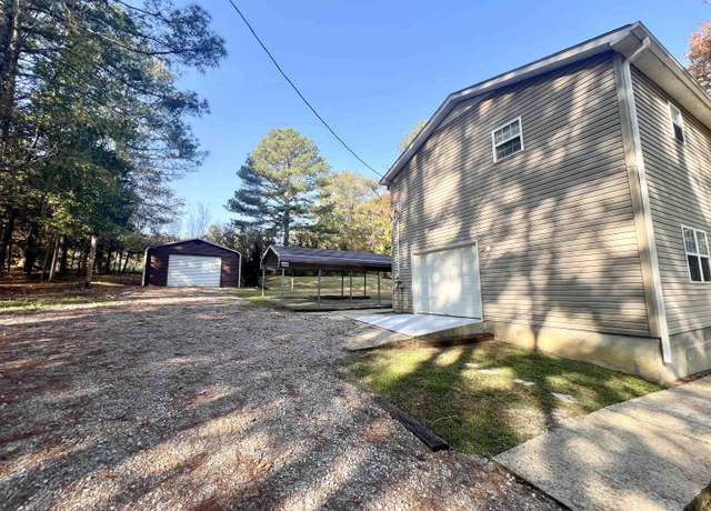 Property at 120 Oakview Dr, Adamsville, TN 38310, 3 beds, 2 baths