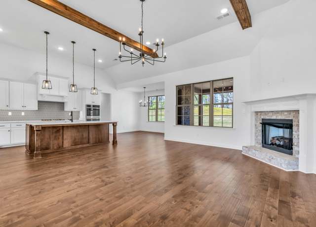 Property at 10188 Kaitlynn Rose Dr S, Lakeland, TN 38002, 5 beds, 3 baths