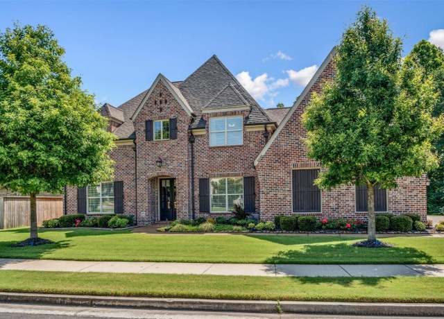 Property at 10088 Carly Dr, Lakeland, TN 38002, 5 beds, 3 baths