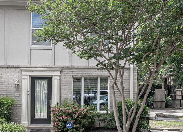 Property at 2240 Germantown Sq W, Germantown, TN 38138, 2 beds, 1.5 baths