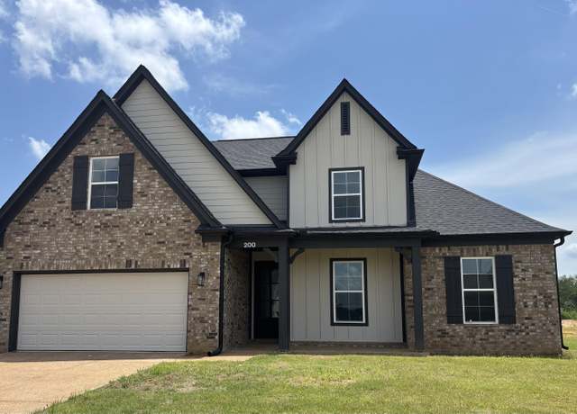 Property at 200 Hughetta St, Oakland, TN 38060, 5 beds, 3 baths