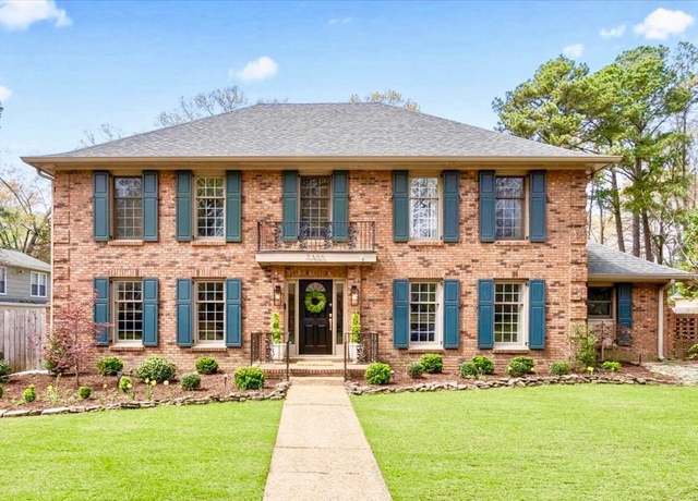 Property at 2305 Hickory Forest Dr, Memphis, TN 38119, 4 beds, 3.5 baths