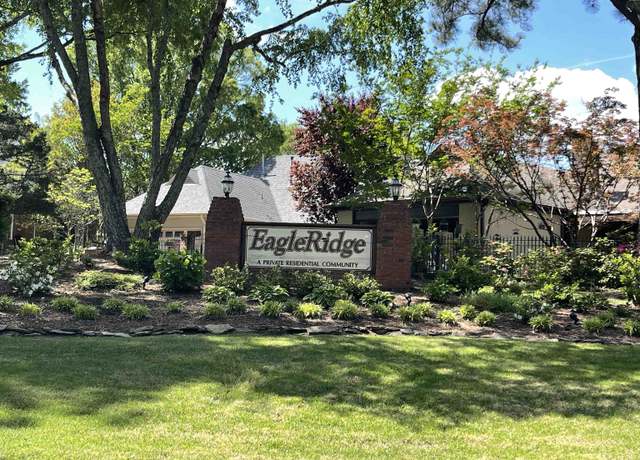 Property at 2474 Eagleridge Ln, Memphis, TN 38016