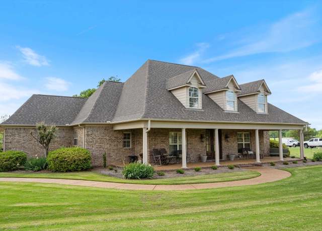Property at 173 Winter Oaks Dr, Lamar, MS 38642, 5 beds, 3.5 baths