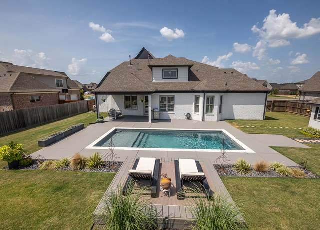 Property at 12775 Longmire Loop N, Arlington, TN 38002, 5 beds, 3 baths