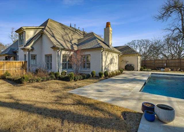 Property at 4723 Normandy Ln, Memphis, TN 38117, 5 beds, 4.5 baths