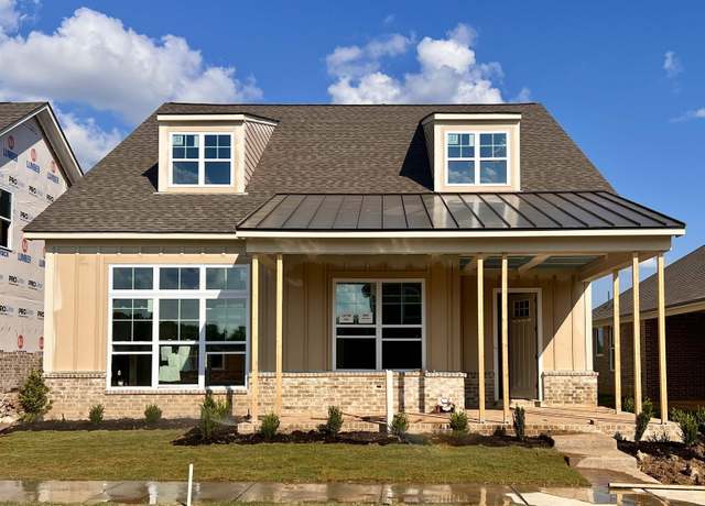 Property at 4828 Lyla Ln, Collierville, TN 38017, 4 beds, 3 baths