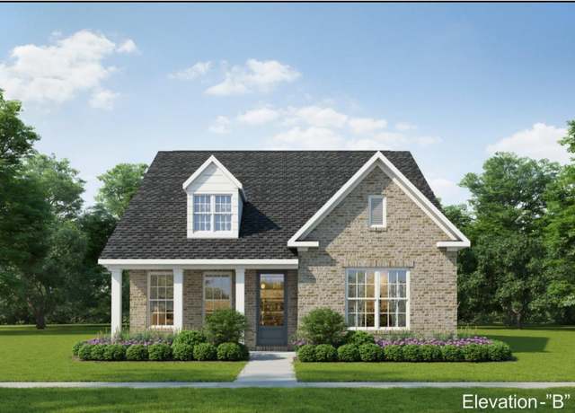 Property at 4824 Lyla Ln, Collierville, TN 38017, 4 beds, 3 baths