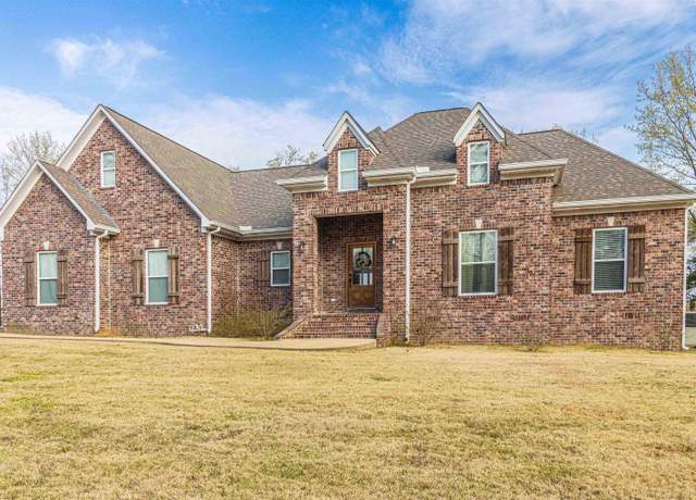 Property at 135 Gravel Hill Loop, Selmer, TN 38375, 3 beds, 2 baths