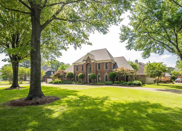 Property at 2014 Dogwood Grove Cv, Germantown, TN 38139, 4 beds, 3.5 baths