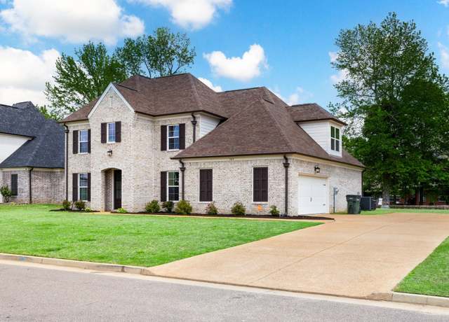 Property at 385 Burton Pl, Oakland, TN 38060, 4 beds, 3 baths