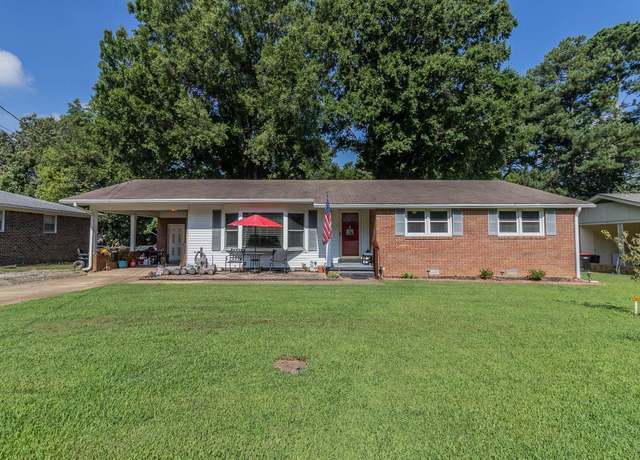 Property at 1135 N 28th Ave, Humboldt, TN 38343, 3 beds, 2 baths