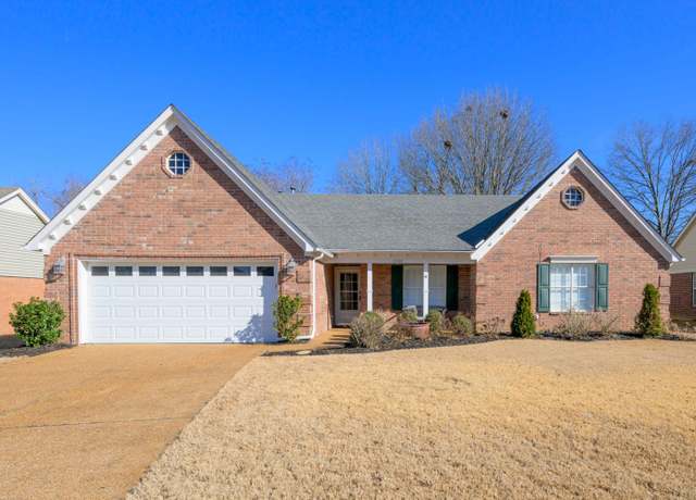 Property at 1500 Wolf Pack Dr, Collierville, TN 38017, 3 beds, 2 baths