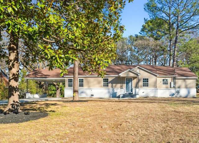 Property at 3402 Lakeview Rd, Memphis, TN 38116, 3 beds, 2 baths