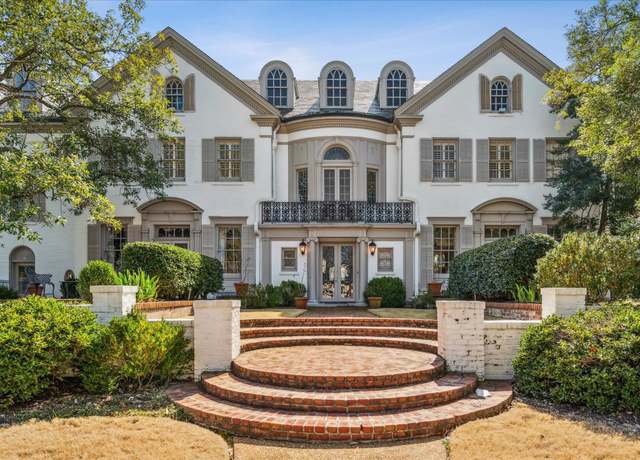 Property at 4051 Baronne Way, Memphis, TN 38117, 4 beds, 5 baths