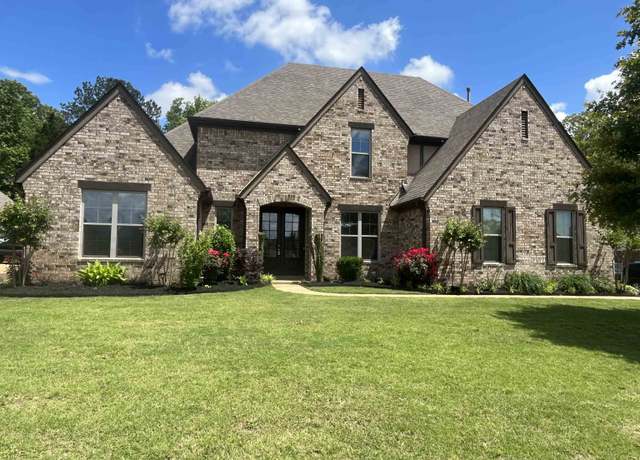 Property at 4864 Avi Dr, Bartlett, TN 38002, 4 beds, 3 baths