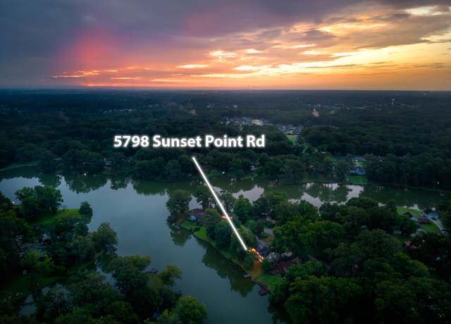 Property at 5798 N Sunset Rd, Memphis, TN 38135, 5 beds, 3.5 baths