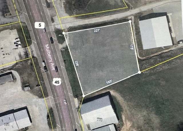 Property at 745 Mulberry Ave, Selmer, TN 38375