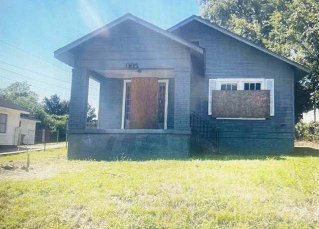 Property at 1165 Cannon St, Memphis, TN 38106, 4 beds, 2 baths