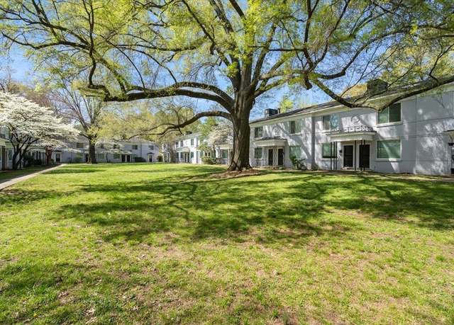 Property at 585 E Parkway Pkwy S #5, Memphis, TN 38104, 2 beds, 1 bath