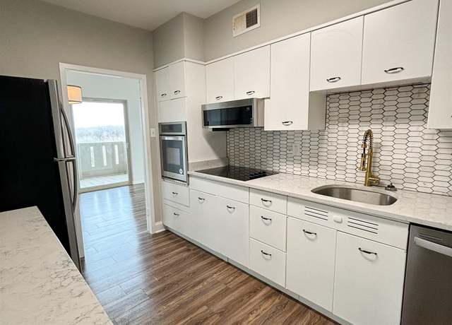 Property at 1960 N Parkway Ave #1110, Memphis, TN 38112, 2 beds, 2 baths