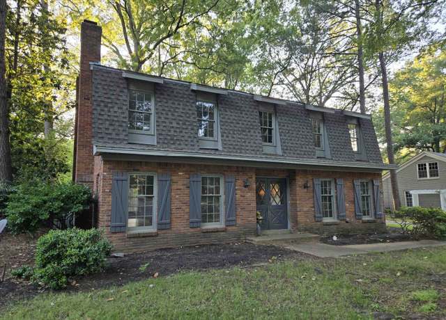 Property at 137 Perkins Ext, Memphis, TN 38117, 4 beds, 3.5 baths
