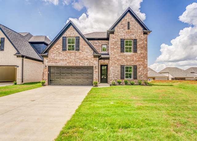 Property at 110 Blue Dr, Oakland, TN 38060, 4 beds, 3 baths