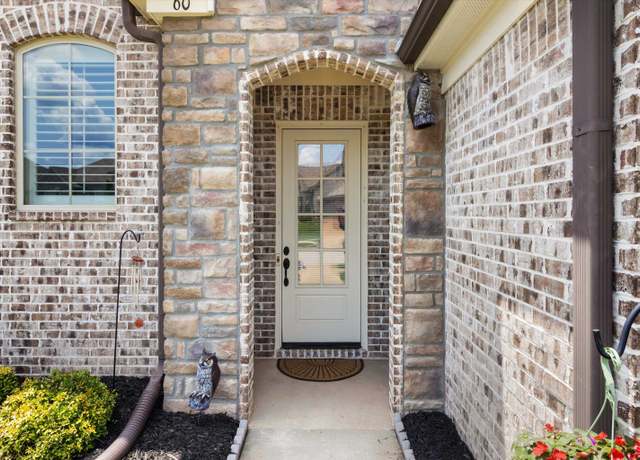 Property at 60 Choctaw Dr, Oakland, TN 38060, 4 beds, 3 baths