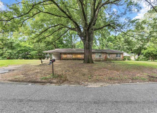 Property at 3205 E Shirley Cir, Memphis, TN 38127, 5 beds