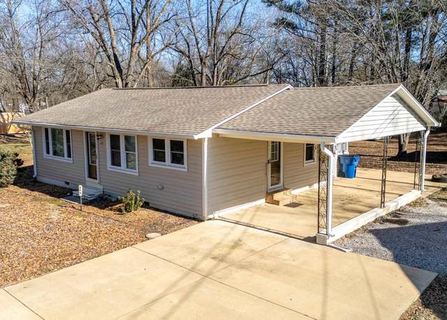 Property at 204 Baptist St, Adamsville, TN 38310, 2 beds, 2 baths