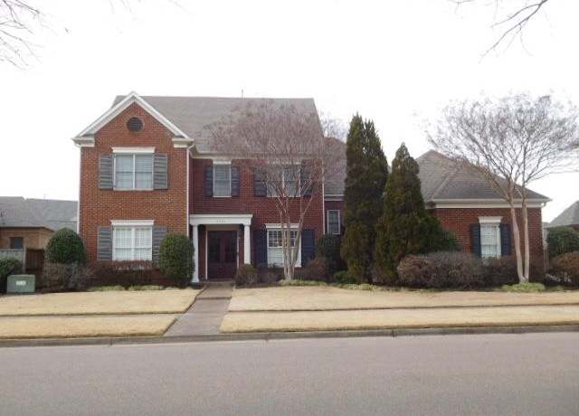 Property at 9305 Enclave Green Ln, Germantown, TN 38139, 5 beds, 4.5 baths
