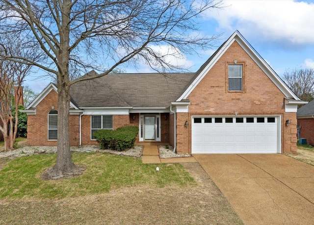 Property at 8250 Floral Springs Dr, Memphis, TN 38016, 4 beds, 3 baths