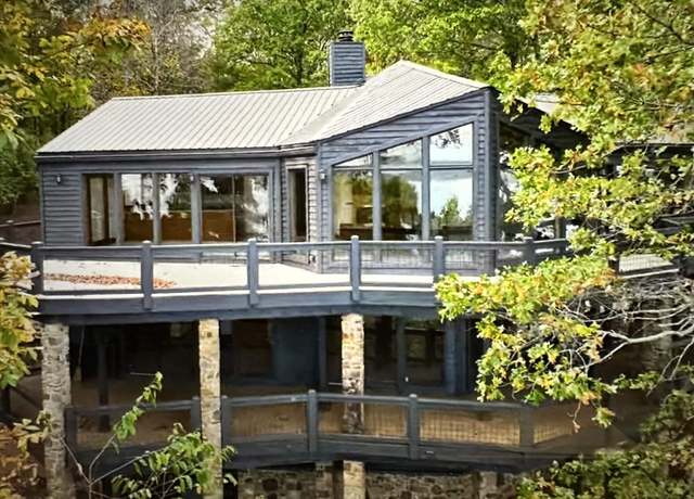 Property at 900 Port Ln, Counce, TN 38326, 3 beds, 3.5 baths