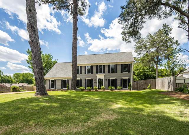Property at 2833 Misty Creek Cv, Germantown, TN 38138, 4 beds, 2.5 baths